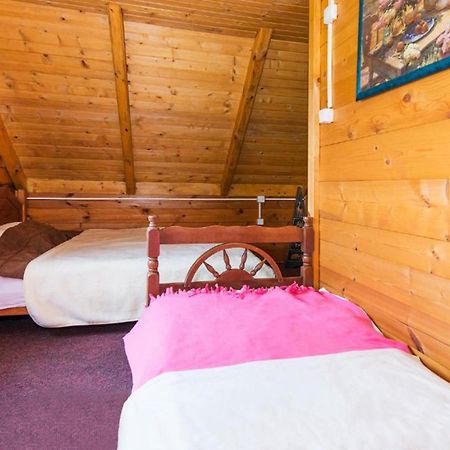 Lovcen Mountain Cottages Njegusi Rum bild