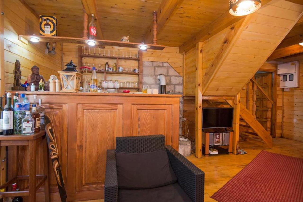 Lovcen Mountain Cottages Njegusi Exteriör bild